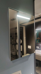 Зеркало Renova Compact 50х65 см, механический выключатель, выставочный образец, скол, с подсветкой, Geberit 862350000/У Geberit